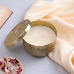 Tara Urli candle